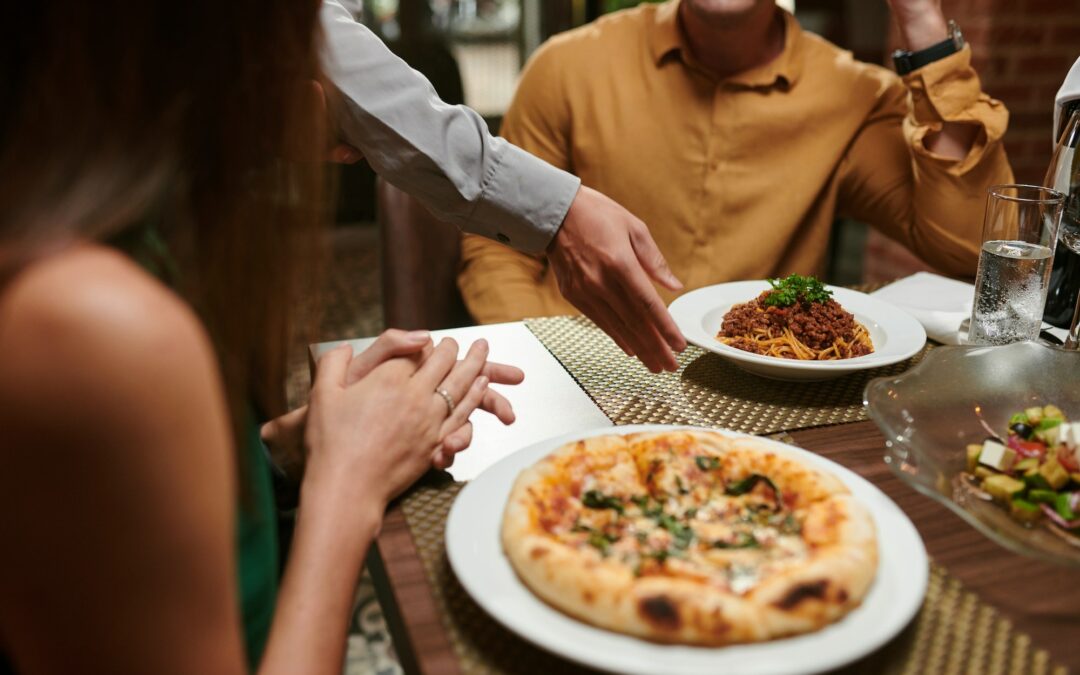 Diner dans un restaurant italien